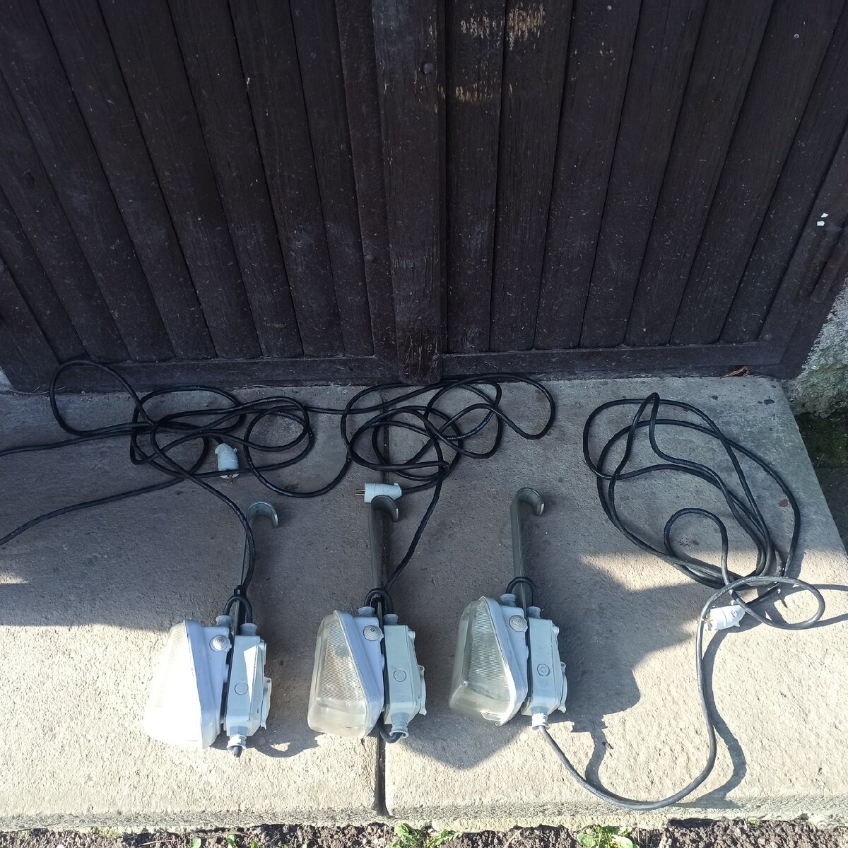 Přenosné lampy do dílny - 2