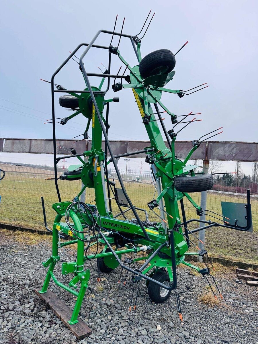 rotorový obraceč píce - 2