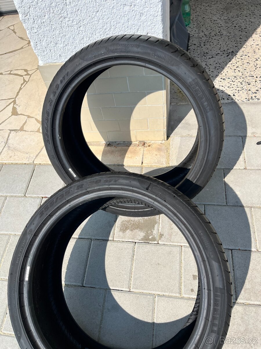 Pirelli 255/35 R20 Zero - 2