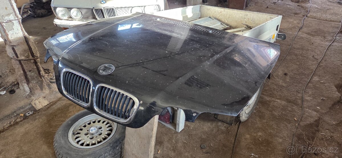 Kapota bmw 3 e46 - 2