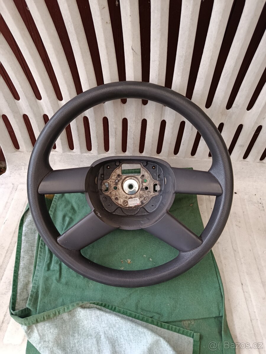 Volant vw golf 5 dily - 2