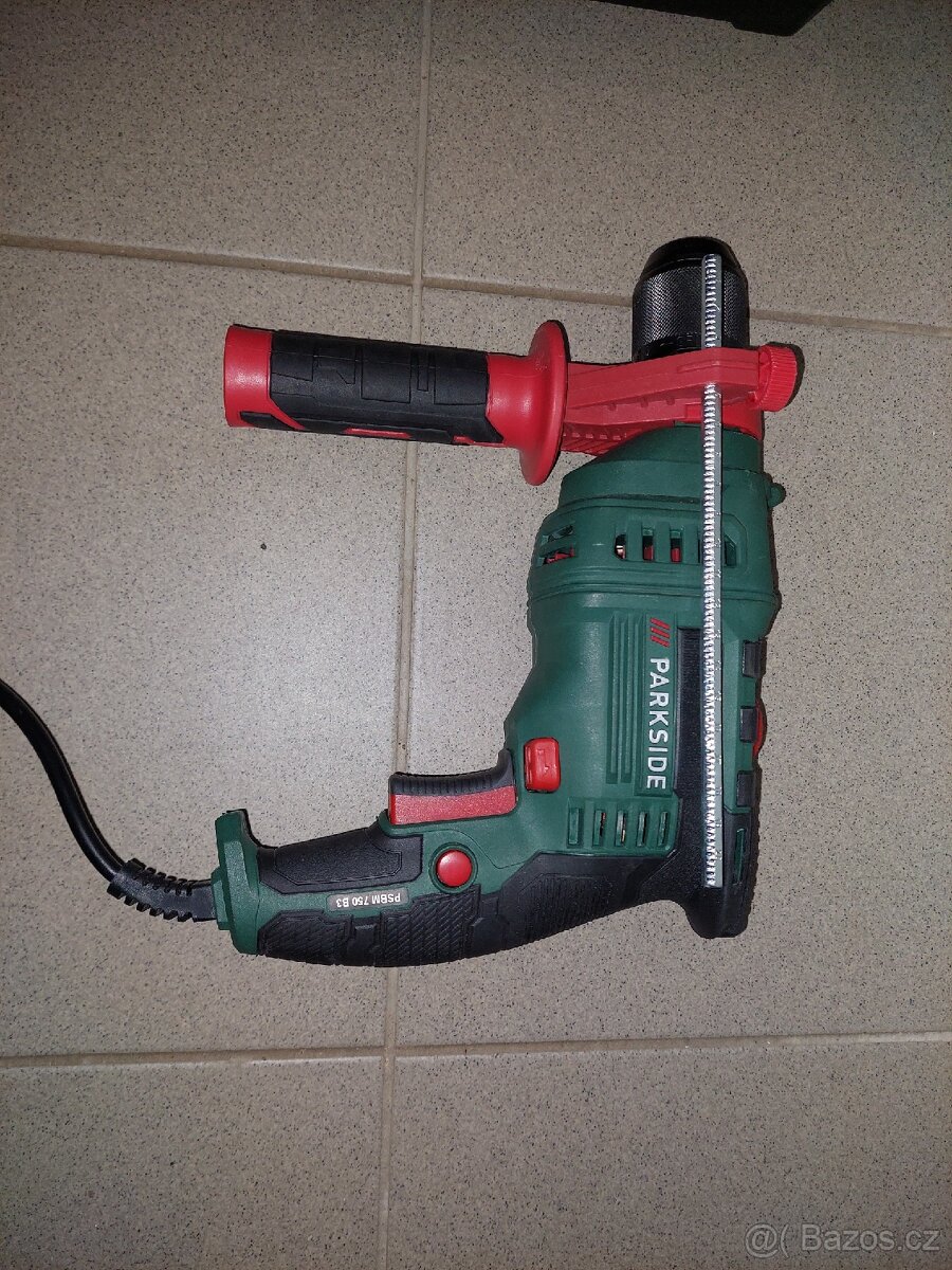 Příklepová vrtačka parkside PSBM 750 B3 elektrická - 2