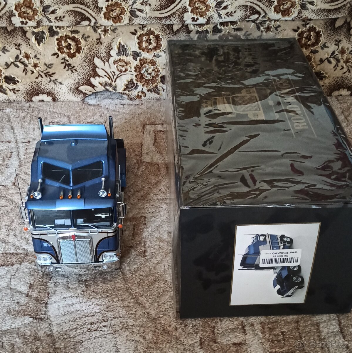 KENWORTH K100 1:18 - 2