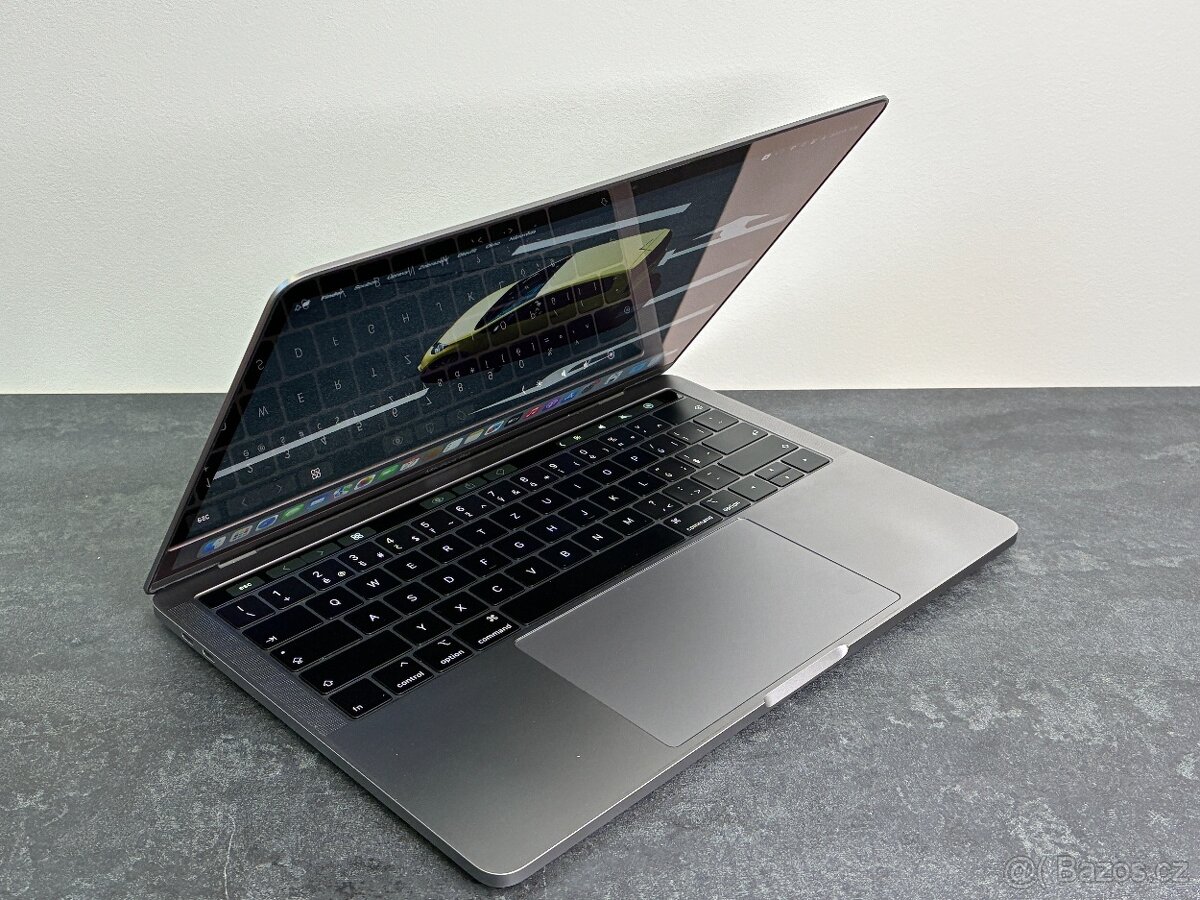 MacBook Pro 13'' 2018 / i5 / 8GB / 512GB SSD - DPH - 2