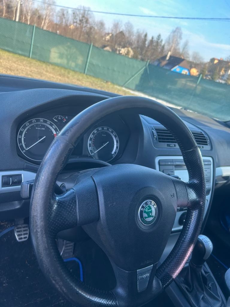 octavia 2 rs volant - 2