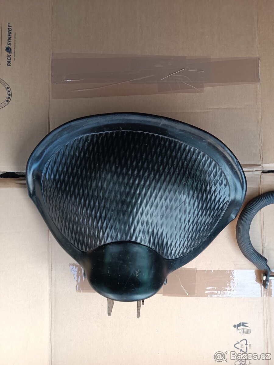 Sedlo kastlík přední blatník sedadlo IŽ 56 IŽ 49 IŽ 350 - 2