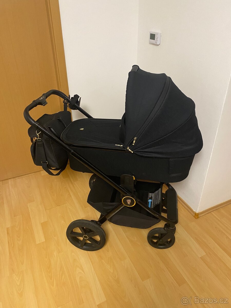 Kočárek Venicci Tinum Upline 2 2v1 All black - 2