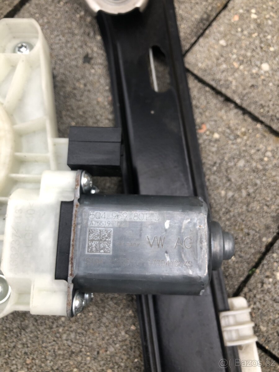 Stahovačka oken VW Passat B8 - 2