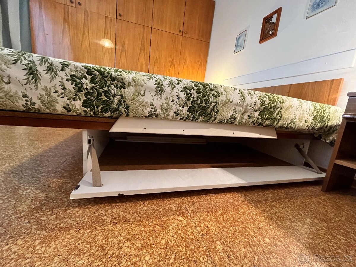 Manželská postel - 2