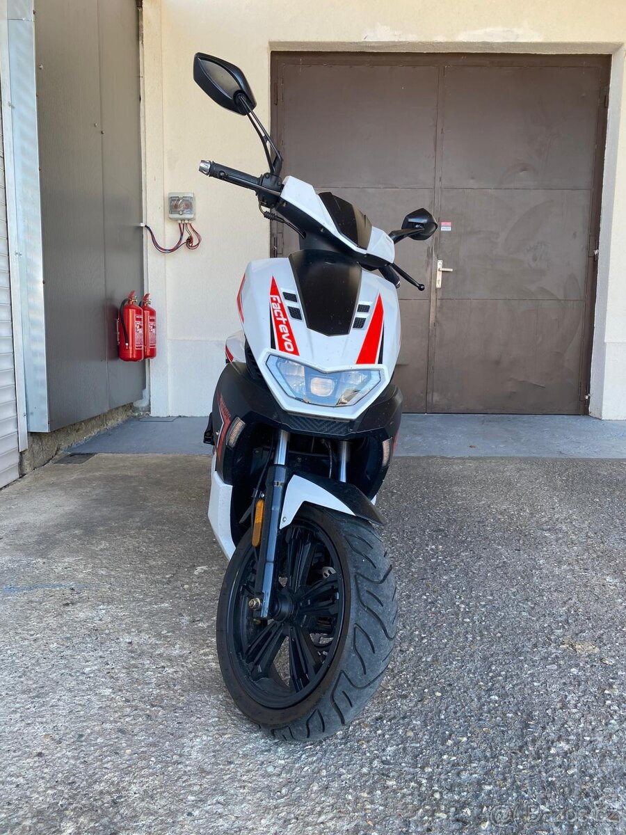 F-ACT EVO 125 Bílá - 2
