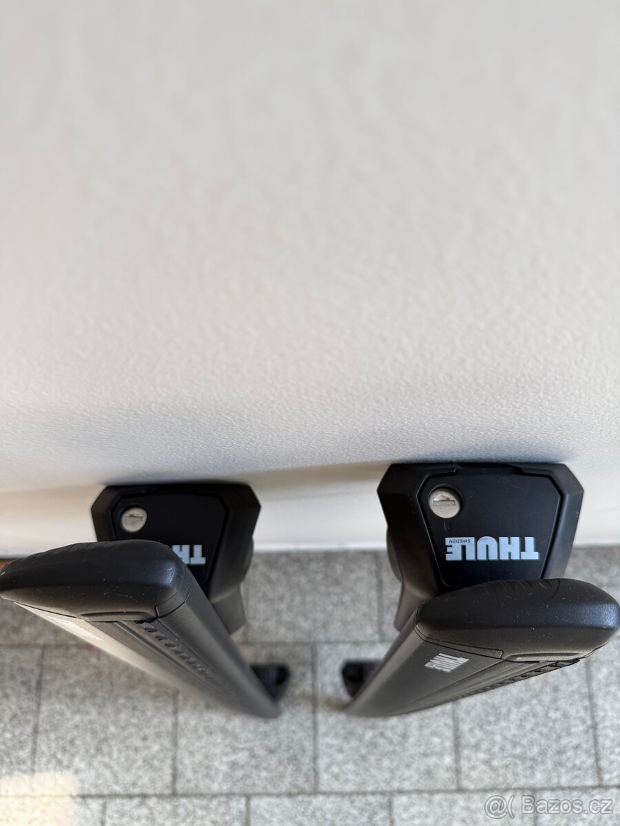 Thule stresni nosice WingBar Evo Black - 2
