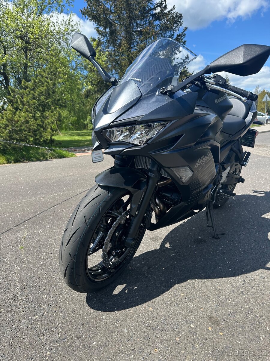 Kawasaki ninja 650 - 2