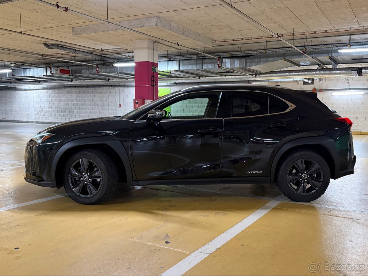Lexus UX 250h - 2