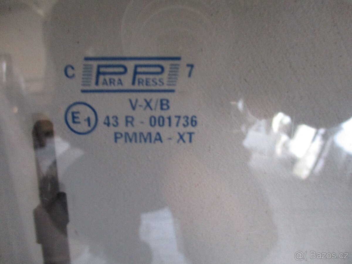 Okno ke karavanu HOBBY č. 632 - 2