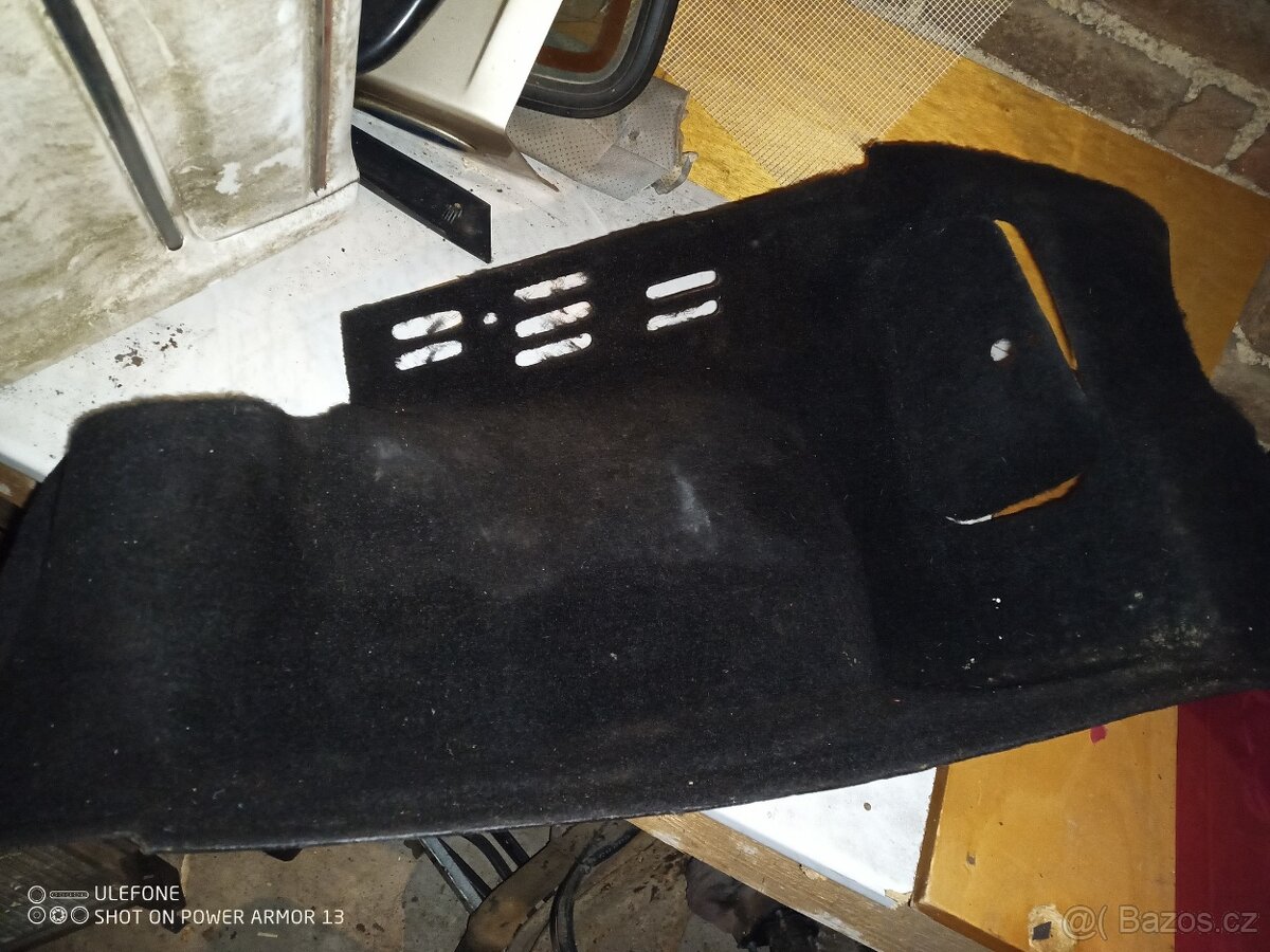 Boční kryty kufru escort mk4 cabrio - 2