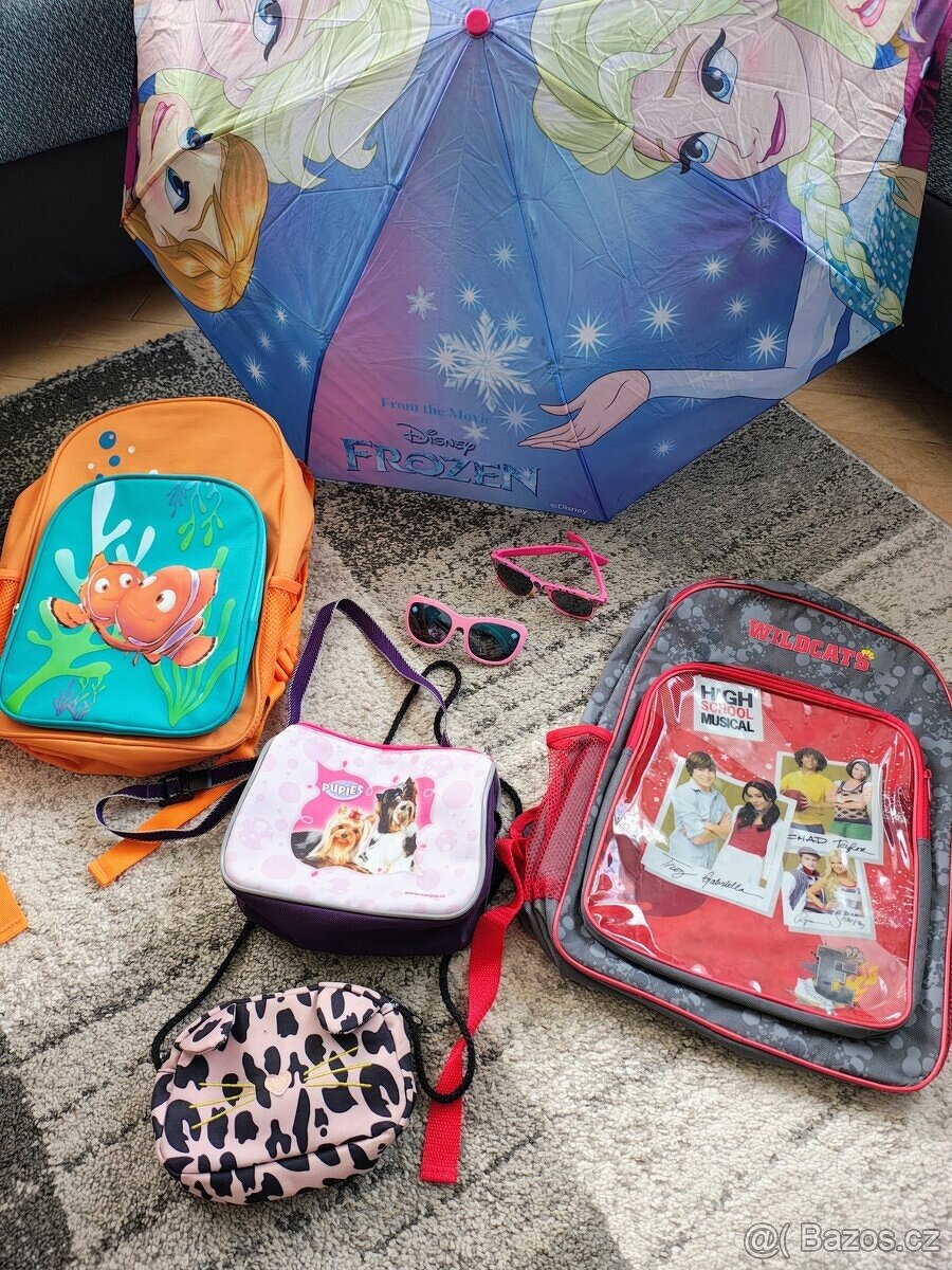 Batůžky, kabelky, deštník, brýle pro malou slečnu - 2