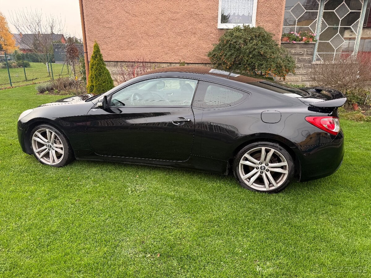 Hyundai Genesis Coupe 3.8 (2010) Track Edition 223 kW - 2