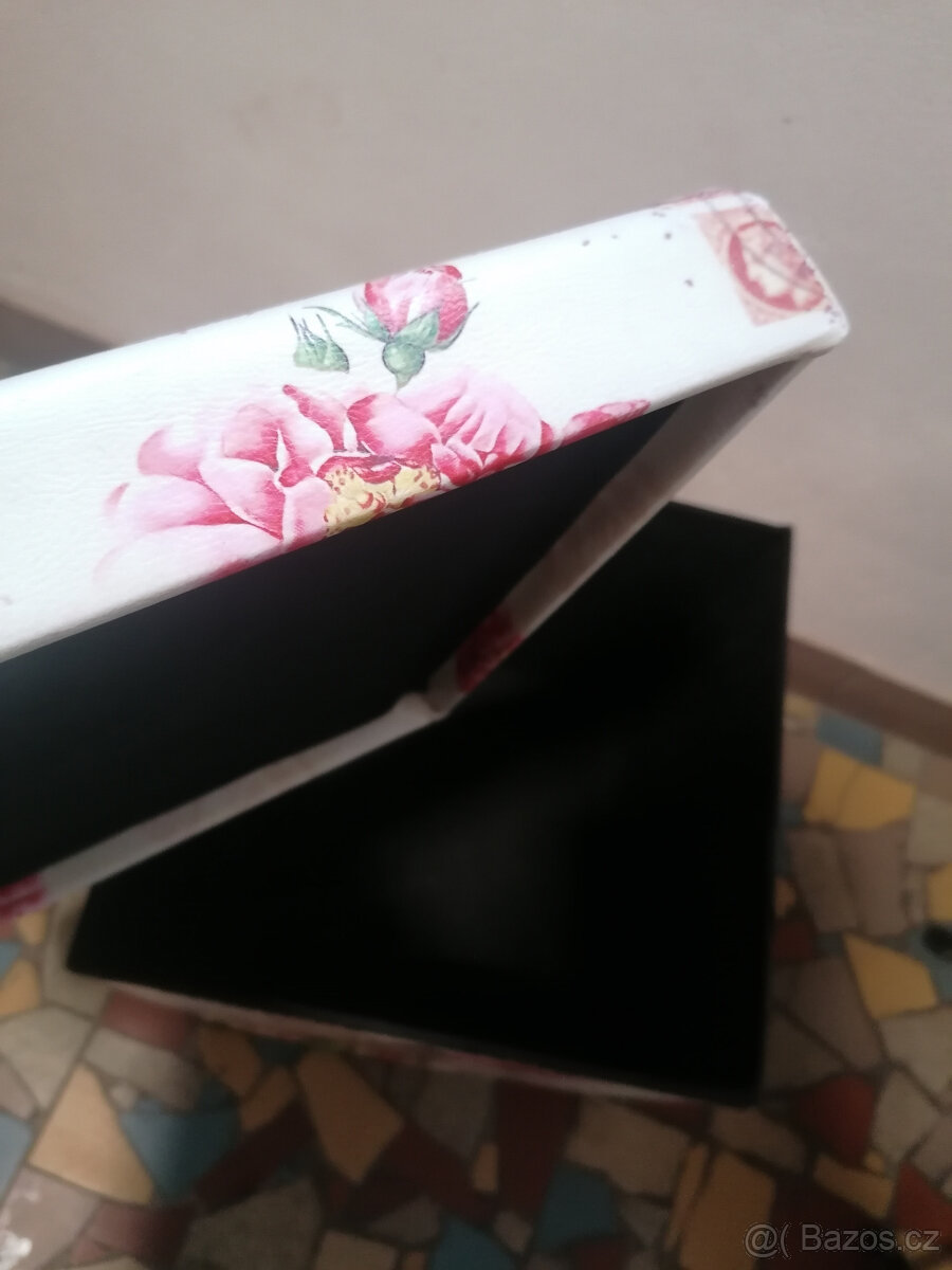 Truhla se sedákem LONDOS - potisk London Originální doplněk - 2