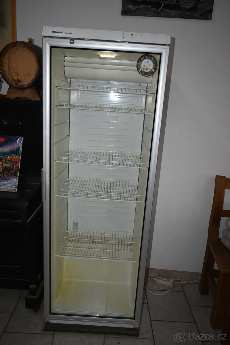 Prosklená chladnička Snaigé CD350 - 2