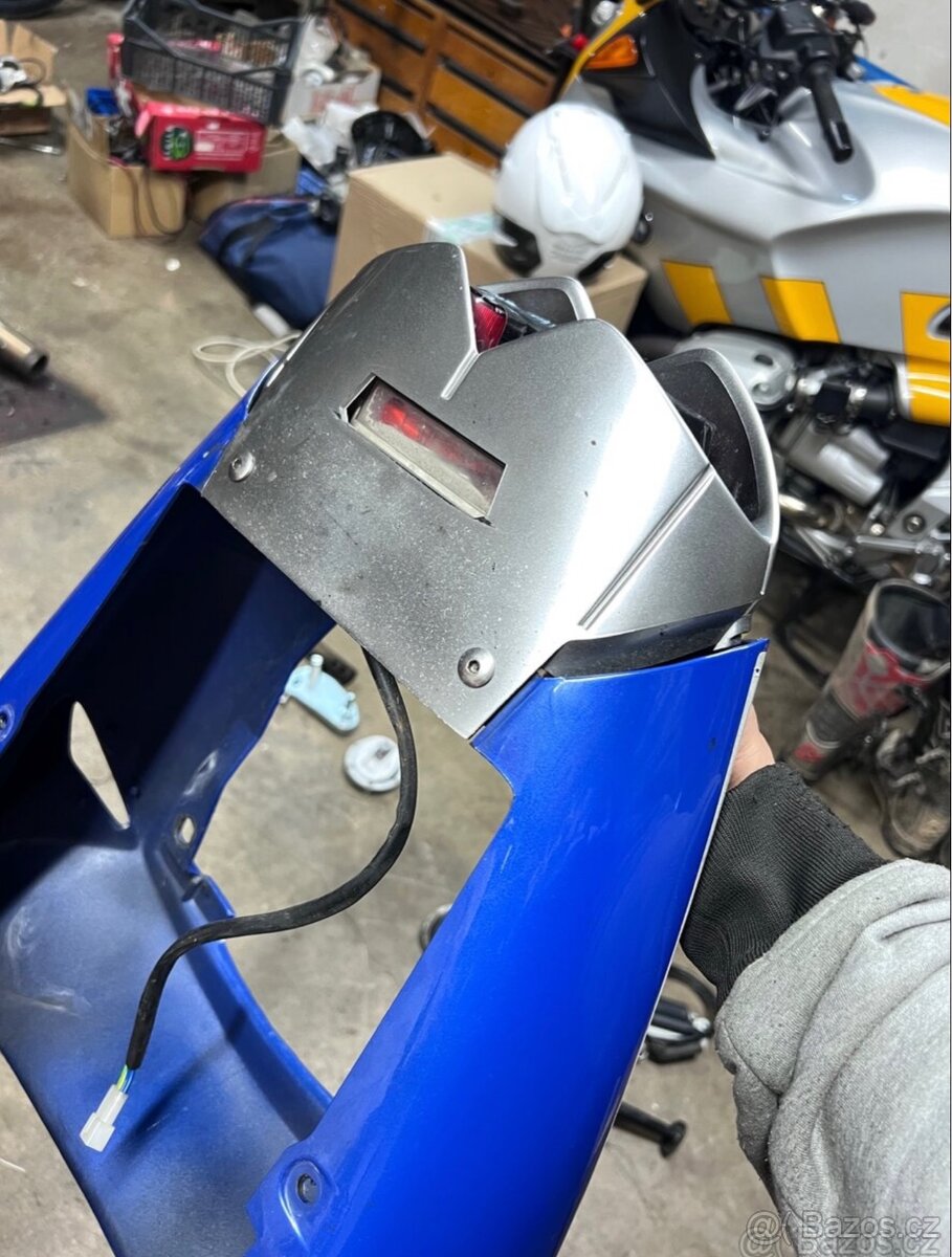 Aprilia Rsv 1000 - 2