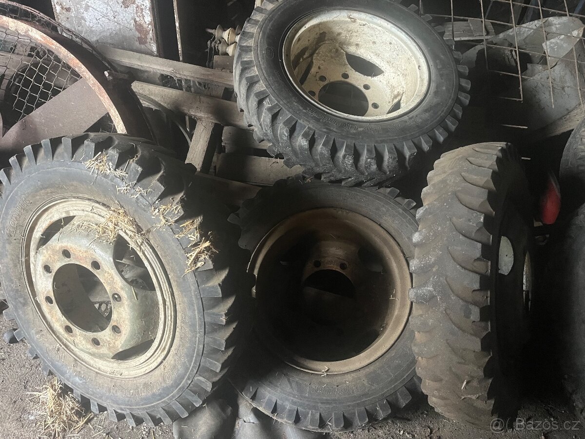 Pneumatiky na zemědělské stroje - 2