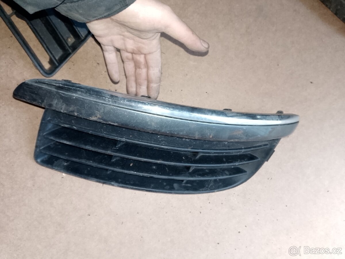Přední mřížka nárazníku Volkswagen golf 5 - 2