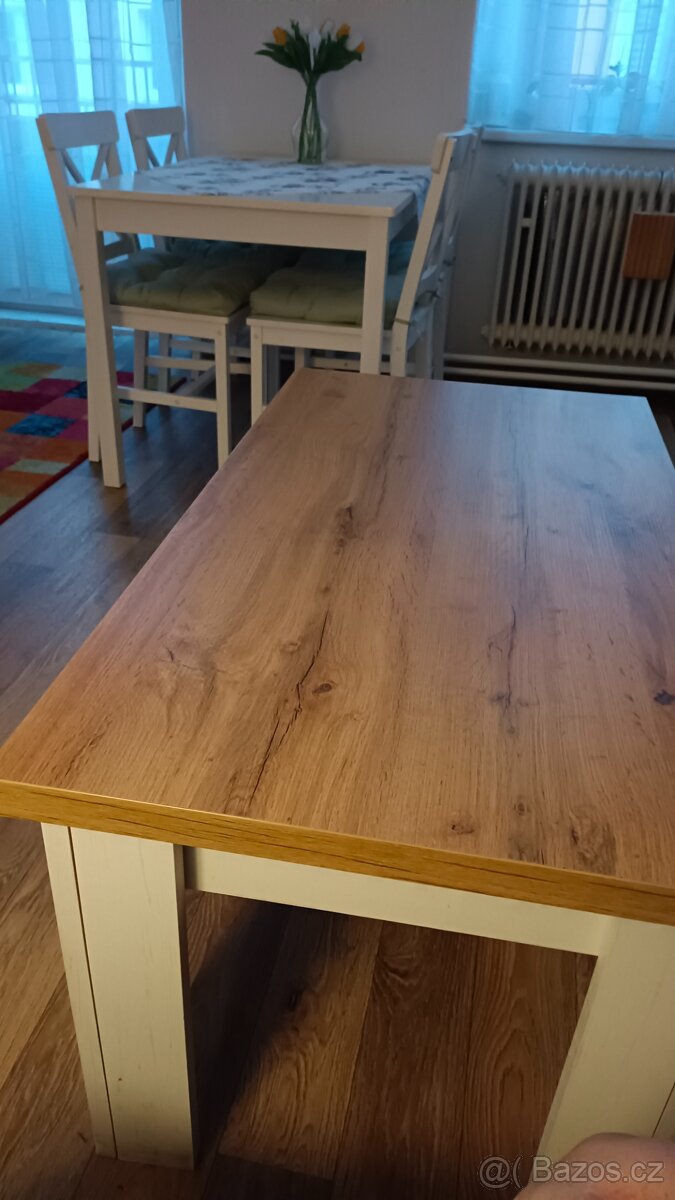 Konferenční stolek - 2