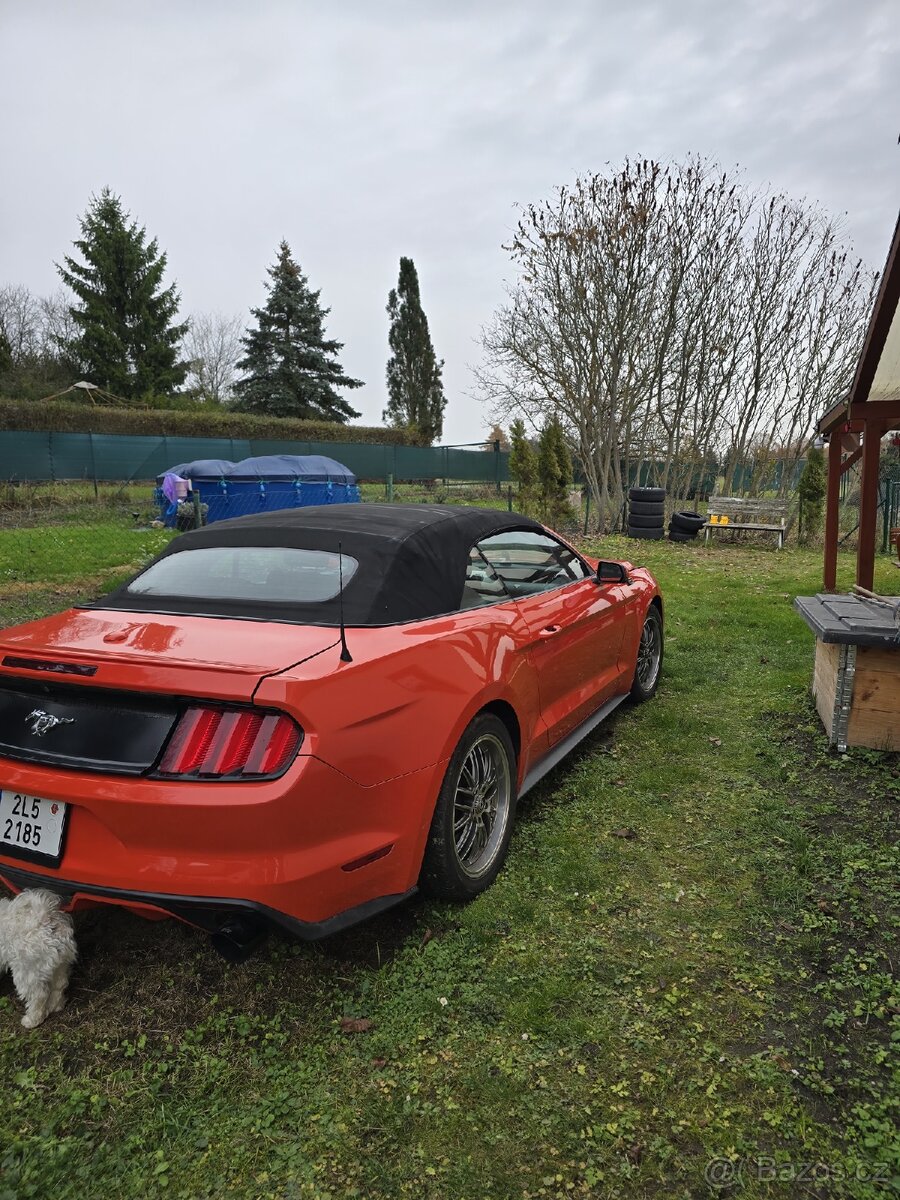 Ford mustang ecobost convertible cabrio - 2
