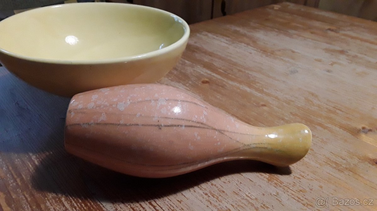 Retro vázička Brusel 60 léta - 2