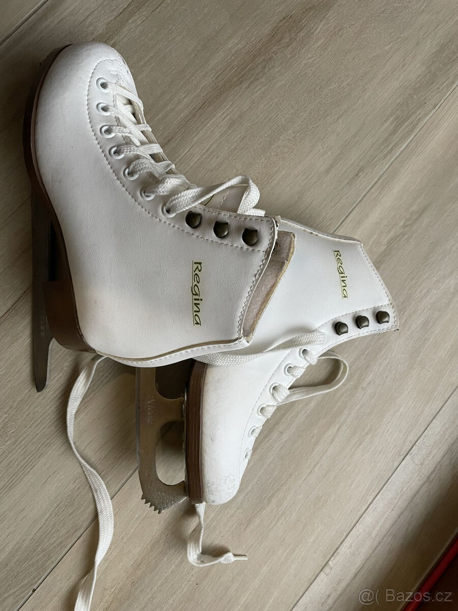 Dívčí brusle Botas Regina Jr - vel.33 - 2
