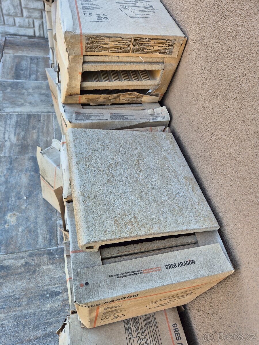 Schodovka/ bazénový lem - 2