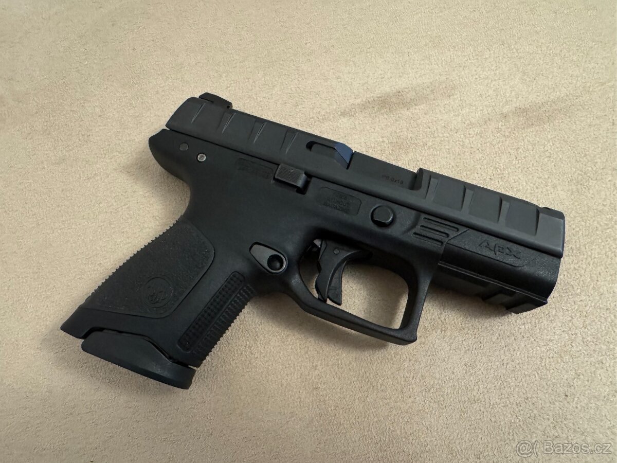 Beretta APX Compact - 2