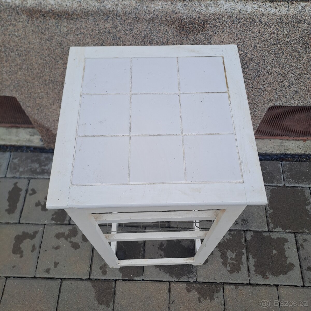 Stůl na kolečkách - 2