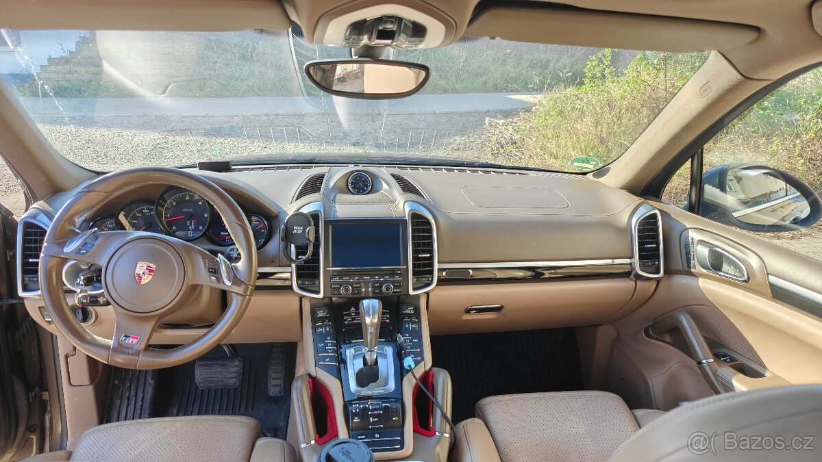 Porsche cayenne 3.0 tdi - 2