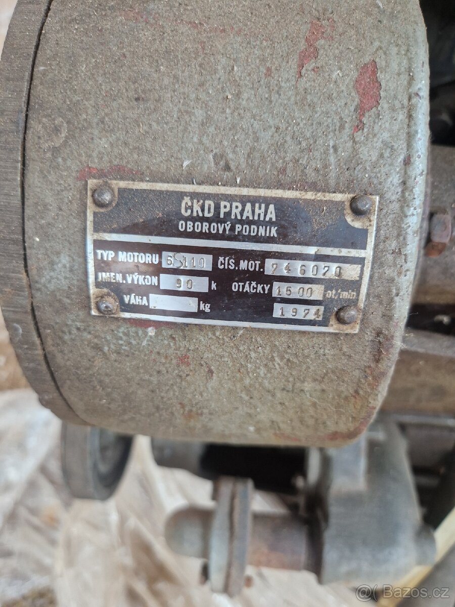 Motor ČKD 6s110 - 2