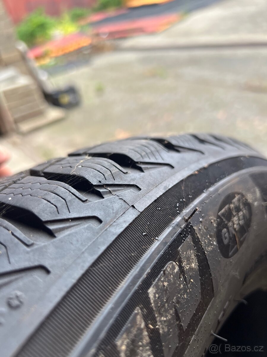 Zimní pneu 255/55 r18 Michelin - 2