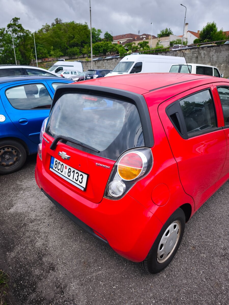 Chevrolet Spark - 2