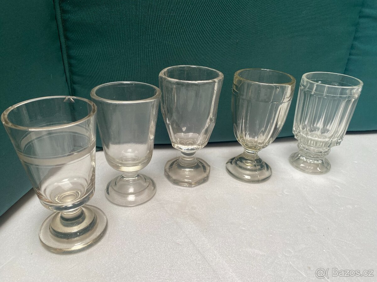 sklenic z hutního skla - 2