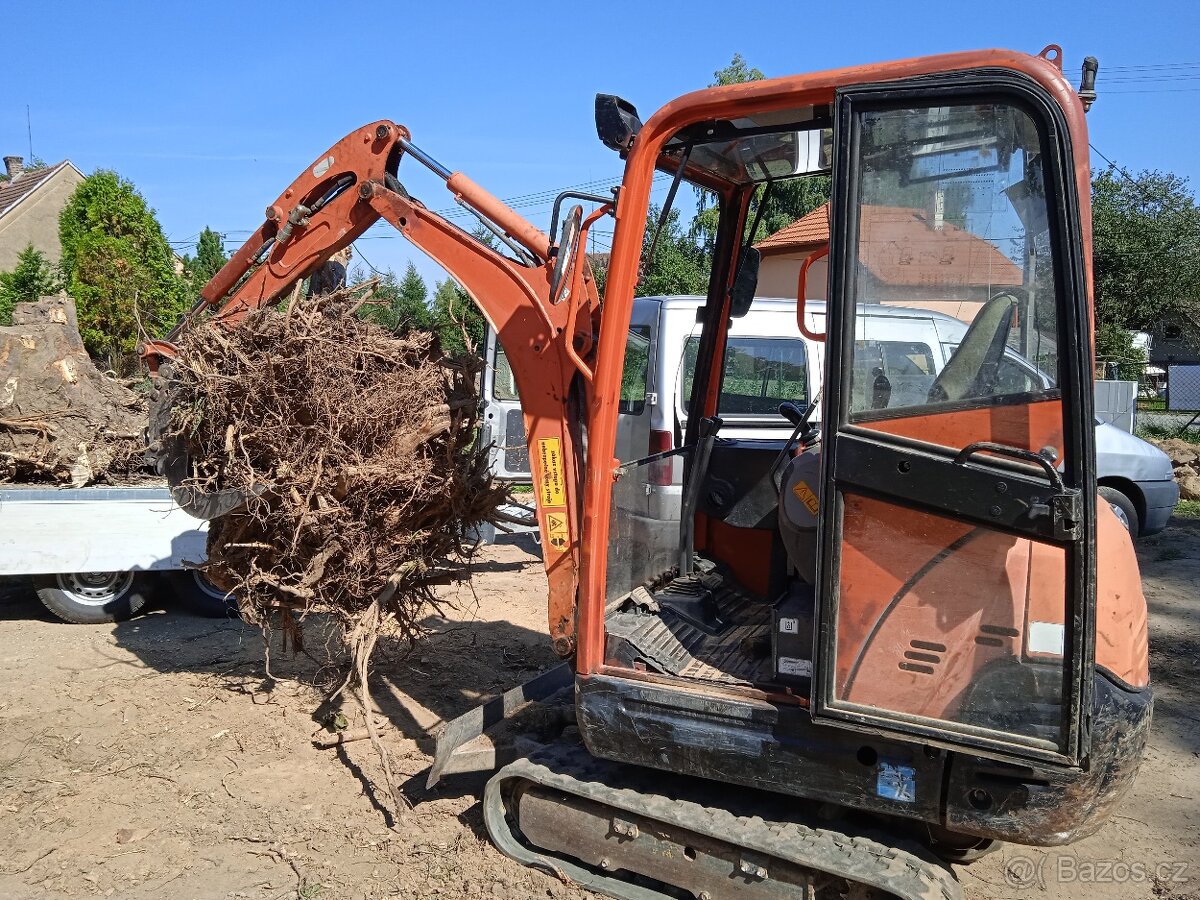 Kubota KX41-3, r.v. 2008, 3 x lžíce, rychloupínák - 2