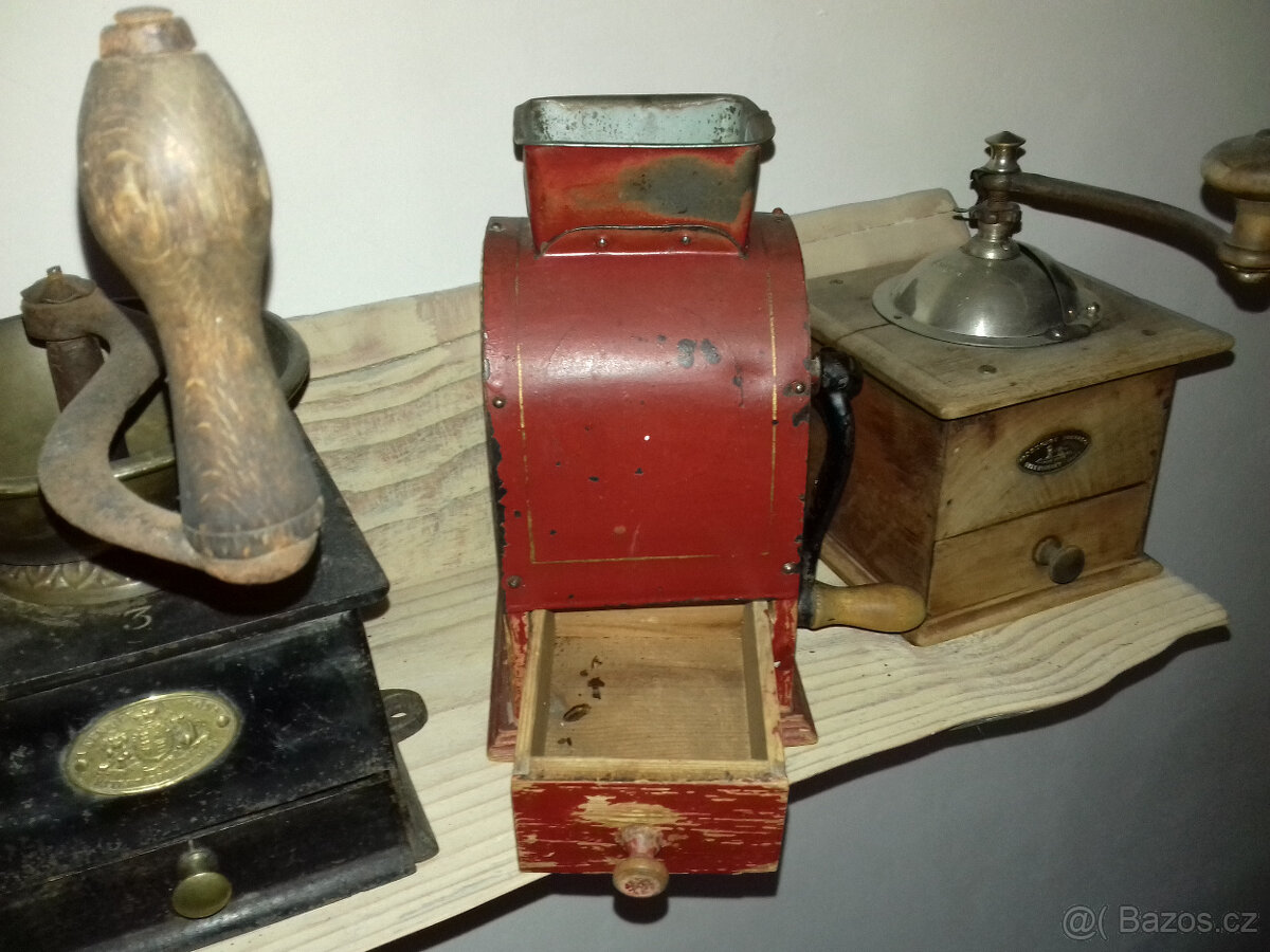 Prodám - starožitný designový mlýnek na kávu TIX - 2