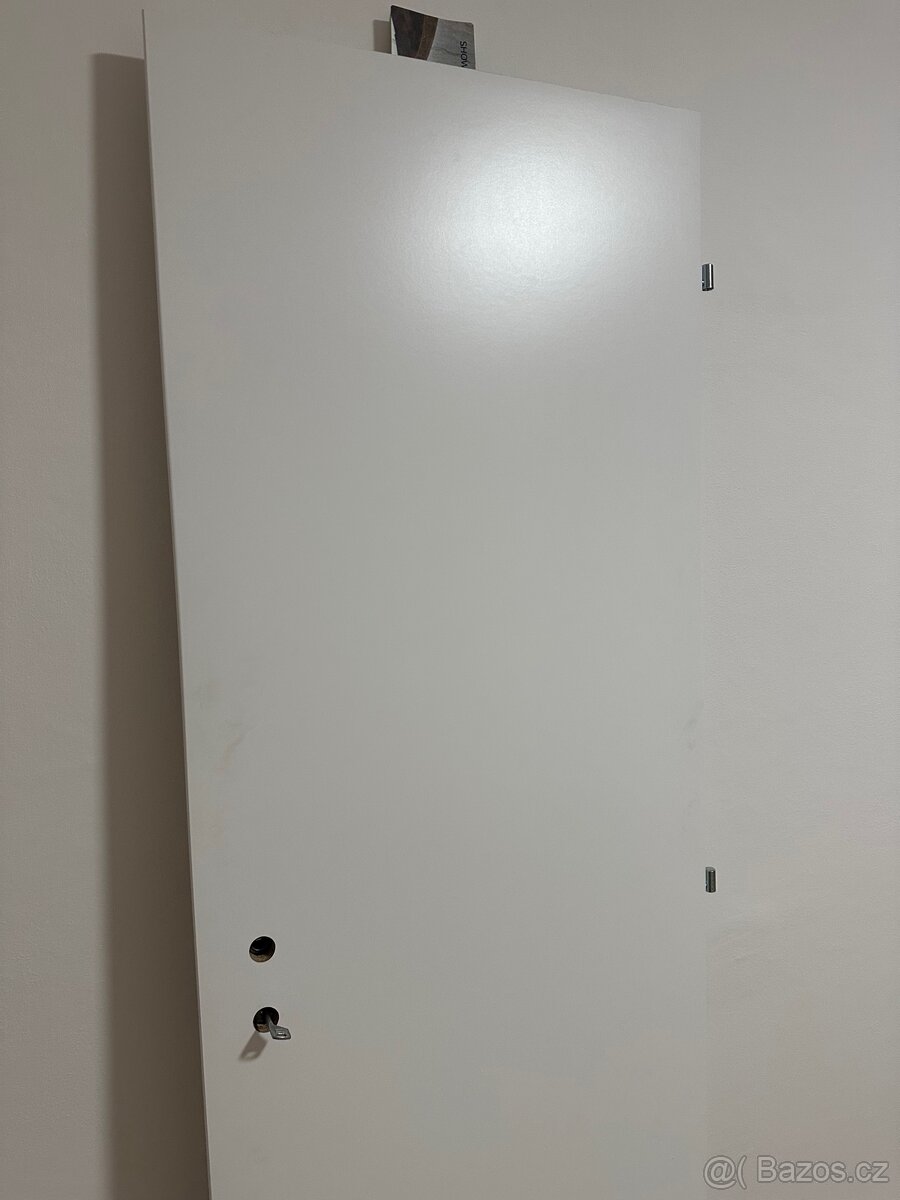ZDARMA, ZA ODVOZ - Bílé dveře plné 60cm pravé - 2