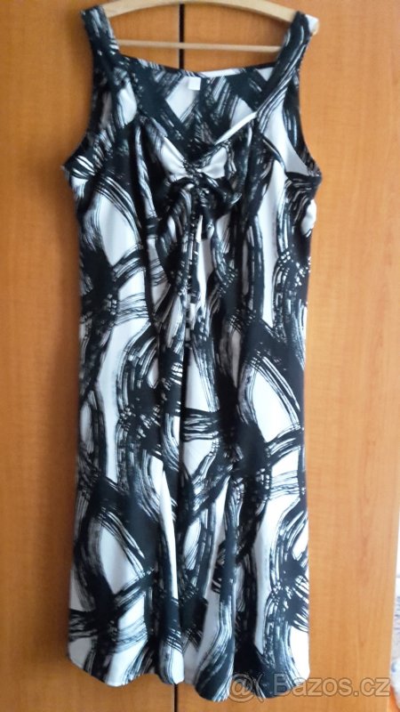 DÁMSKÉ ŠATY S HALENKOU - 2