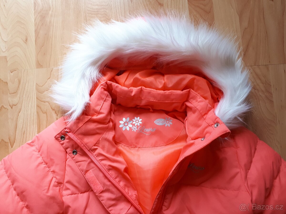 Dívčí zimní bunda zn. Lewro, vel. 152/158, super stav - 2