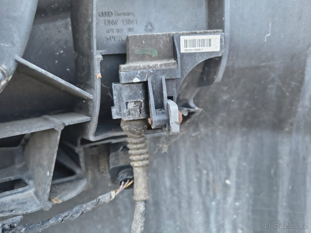 AUDI A6 4F - NÁRAZNÍK 4F9807511A - 2