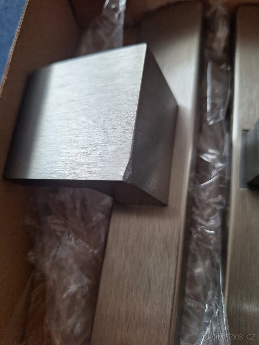 Kovani koule/klika Dublin hranatá, PZ92, Nerez - 2