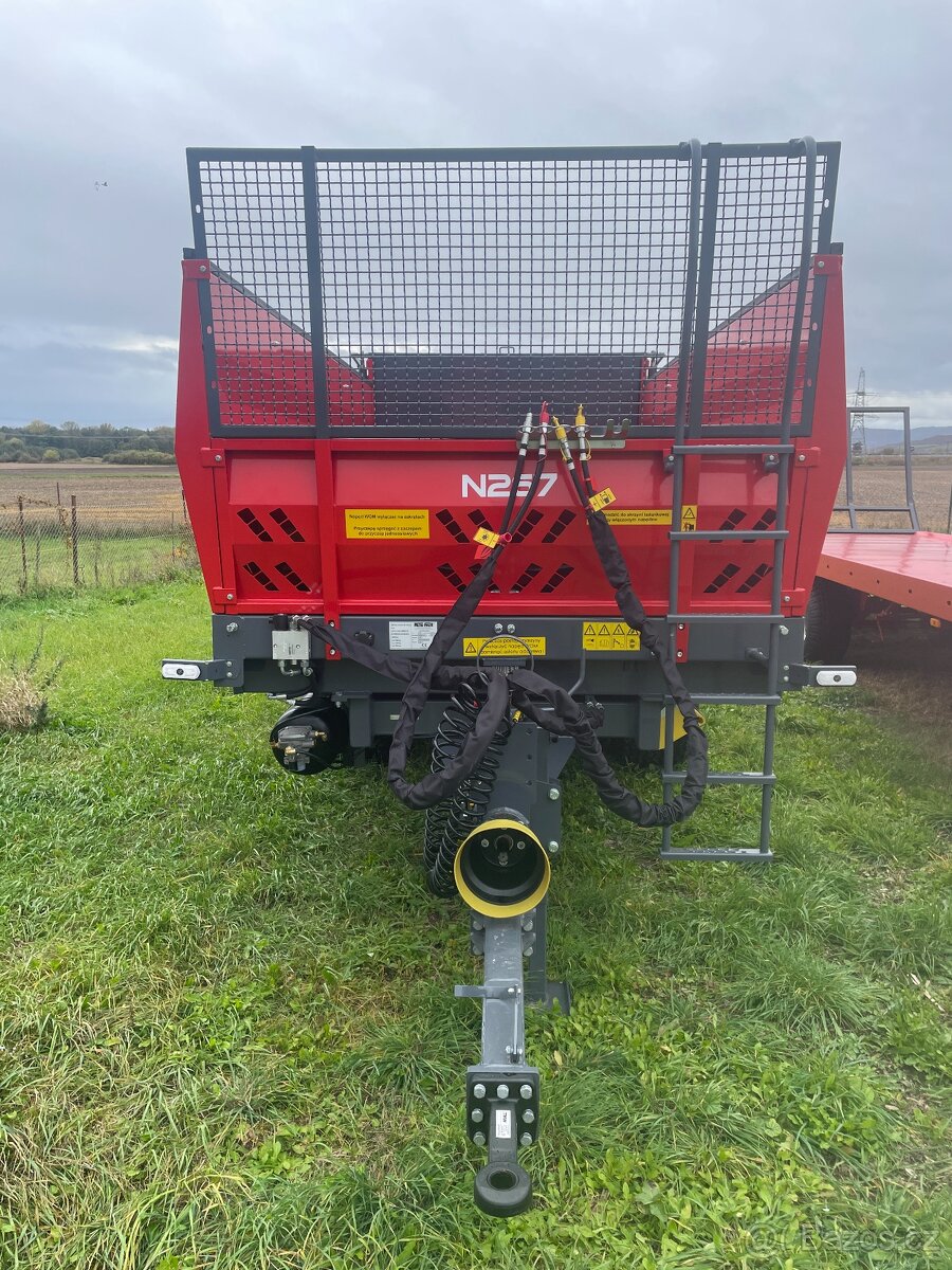 Rozmetadlo hnoje Metal-Fach 267 8t Hornet - 2