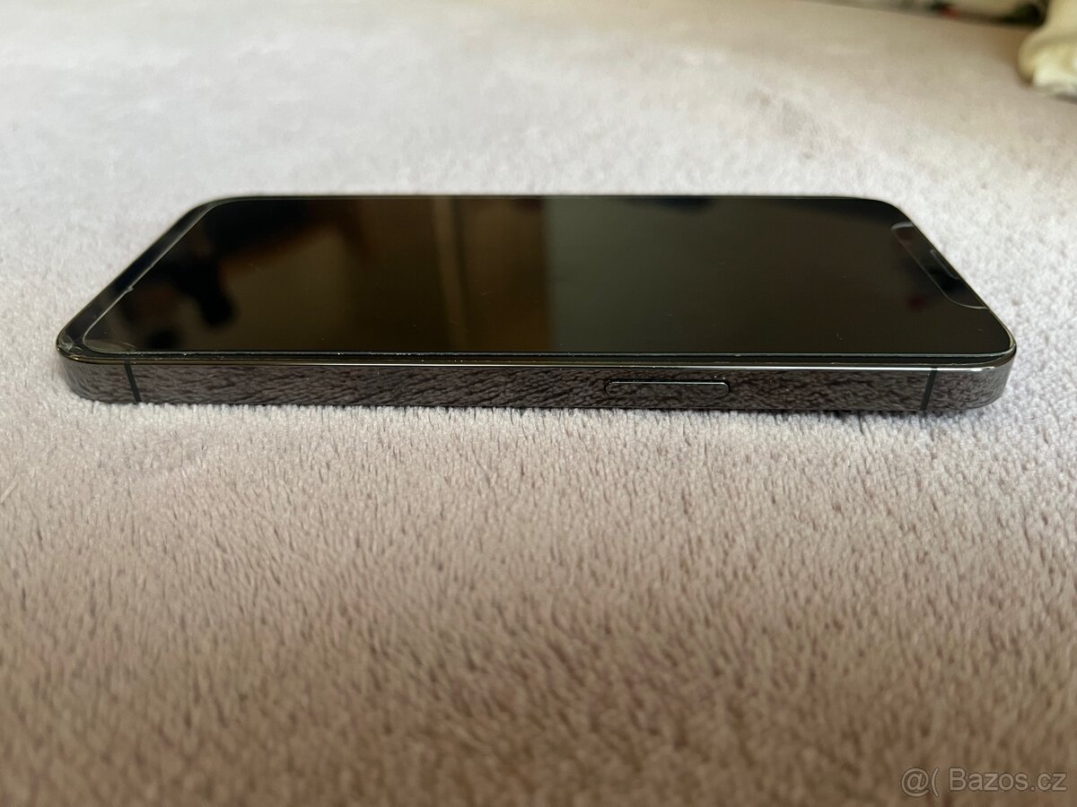 iPhone 13 Pro 256 GB Grafitový - 2