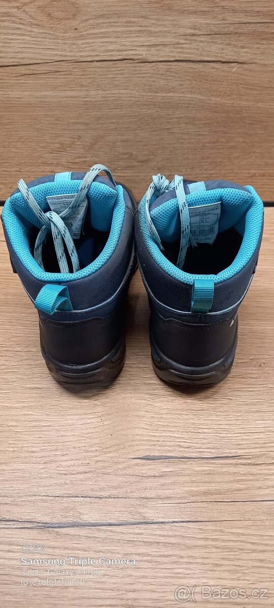 Dětské kotníkové boty Quechua vel.37 - 2