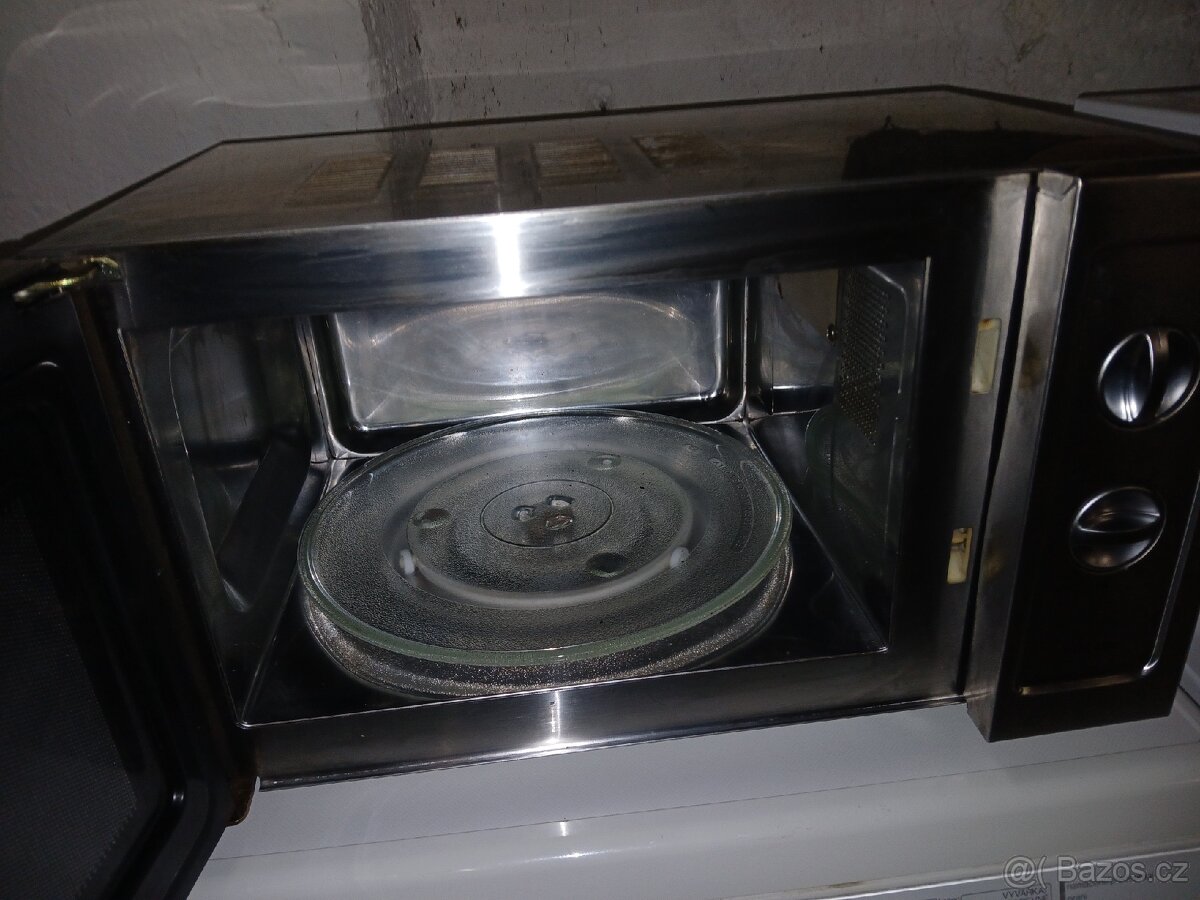 Mikrovlnná trouba clatronic - 2