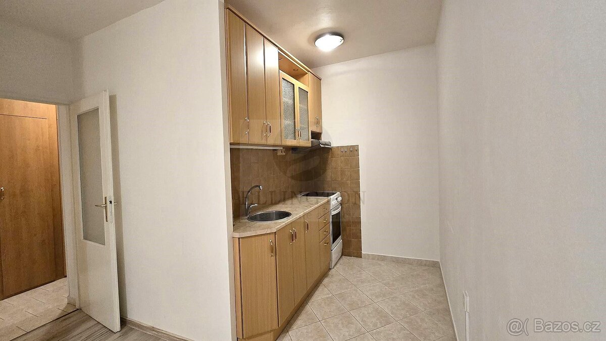 2+kk,43m2, Praha 5 - 2